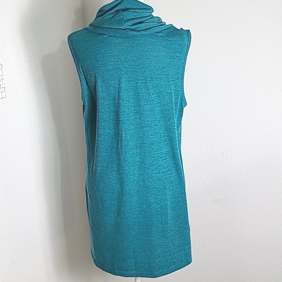 Charlie Paige Teal Sleeveless Sweater, Cowl Neckline, Pockets on Each Side, L/XL - Picture 6 of 8
